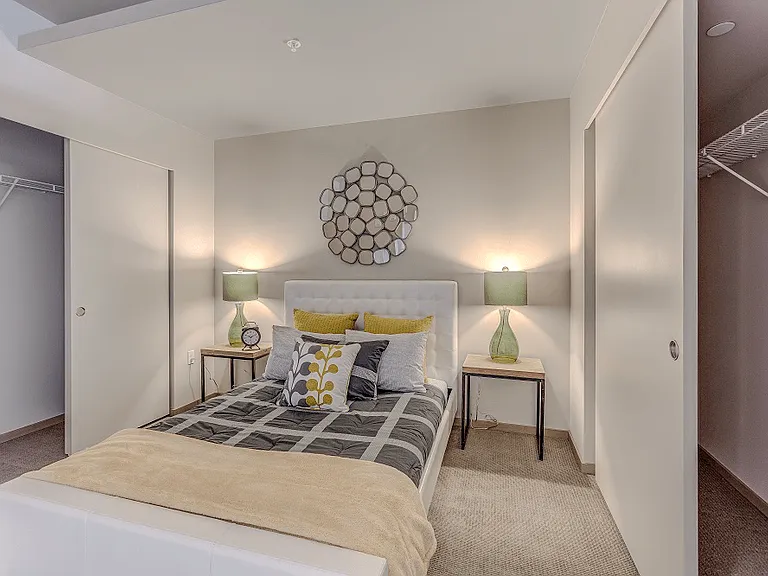 206 Bell Apartments — Photo 10
