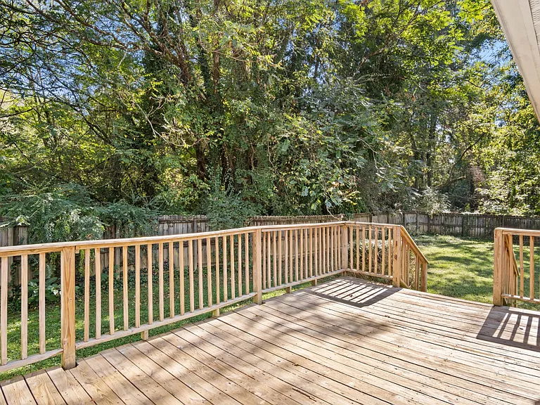 7925 Westland Dr — Photo 29