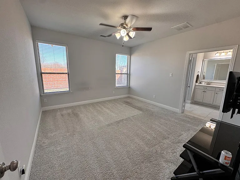 364 Saltmeadow Ln — Photo 7