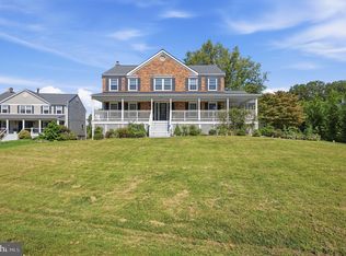 2819 Rifle Ridge Rd, Oakton, VA 22124