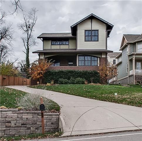 1st image of 1807 Rosewood Ave