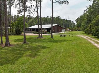400 Kevin Rd, Apalachicola, FL 32320