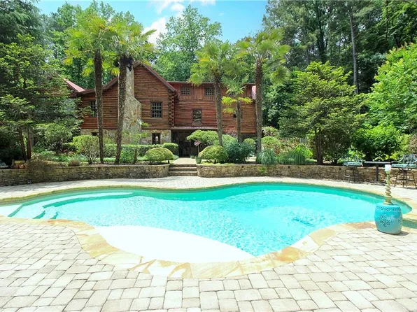 640 Antioch Rd, Powder Springs, GA 30127