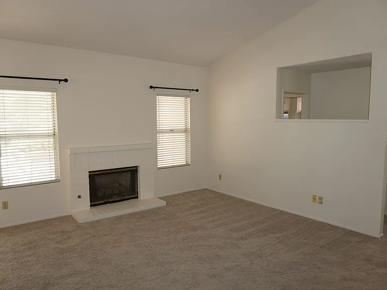 1366 Fairway Oaks Ave — Photo 6