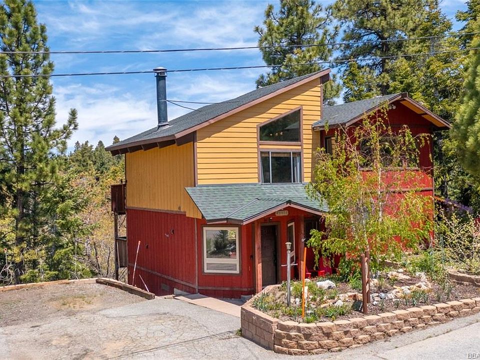 1st image of 43578 Yosemite Dr