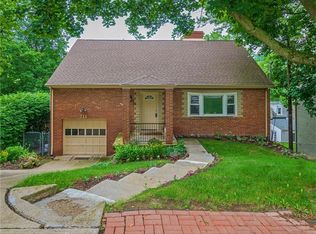 211 Seminole Dr, Pittsburgh, PA 15228