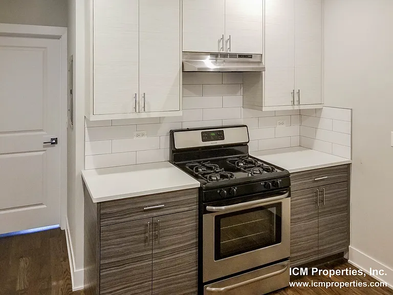 3912 N Janssen Ave #1 — Photo 9