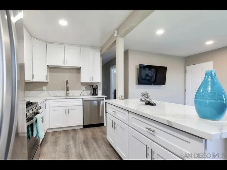 4348 Temecula St — Photo 7
