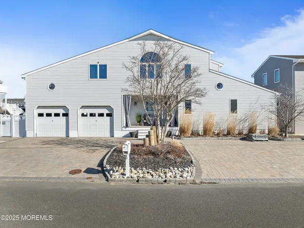 8 Muriel Drive, Manahawkin, NJ 08050