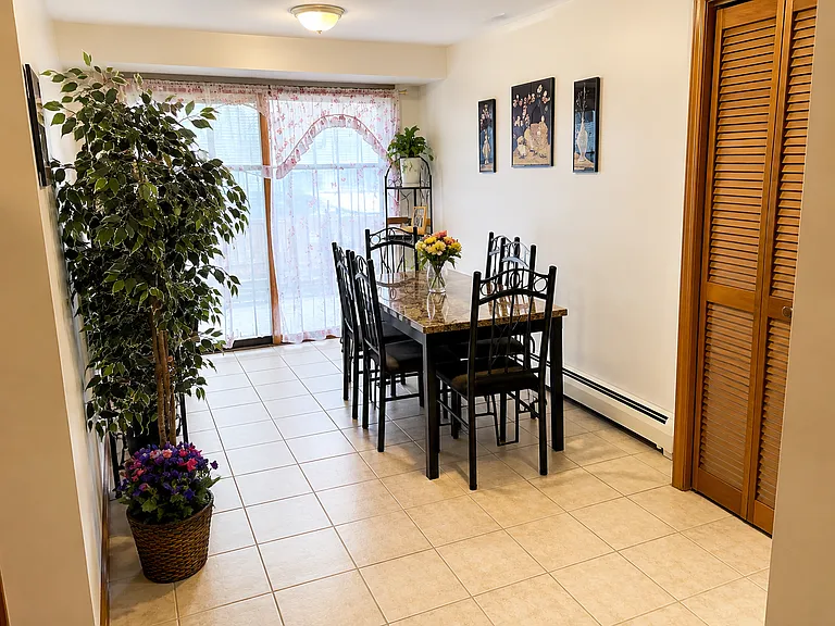 72 Julius St #1 — Photo 9