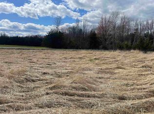 19 Hanson Ln, Grand Isle, VT 05458