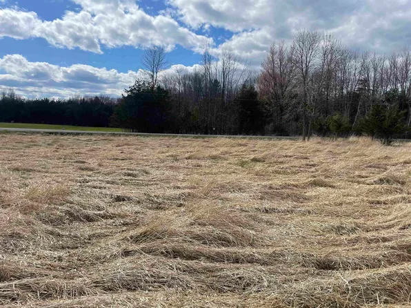 19 Hanson Lane, Grand Isle, VT 05458