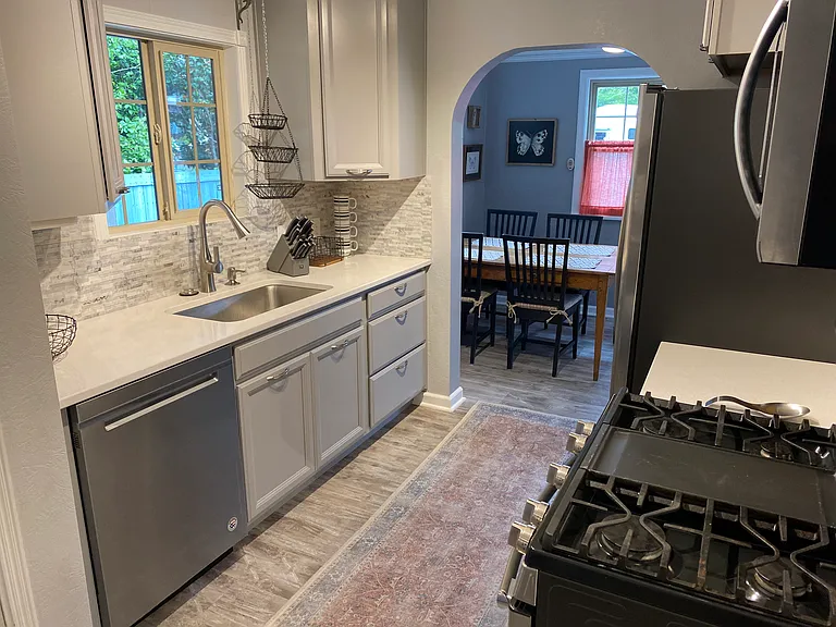 1065 Wilbur St SE — Photo 5