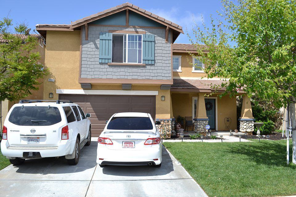 1st image of 38325 Sevilla Ave