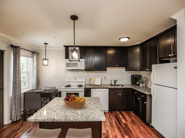 35 Fairfield Avenue #8, Call Listing Agent, CT 06854