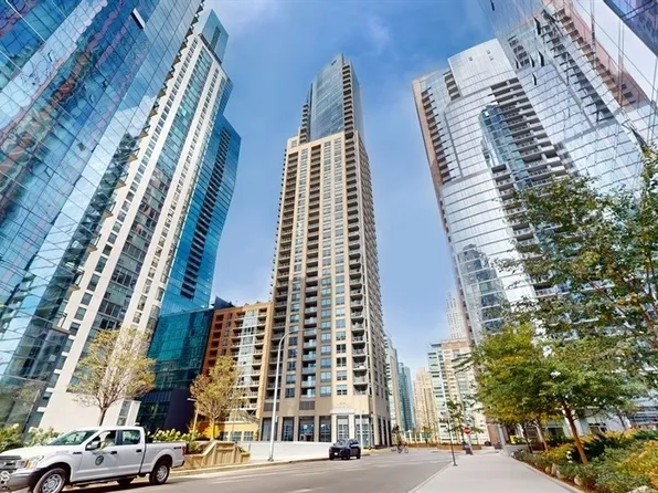 420 E Waterside Dr Unit 3204, Chicago, IL 60601