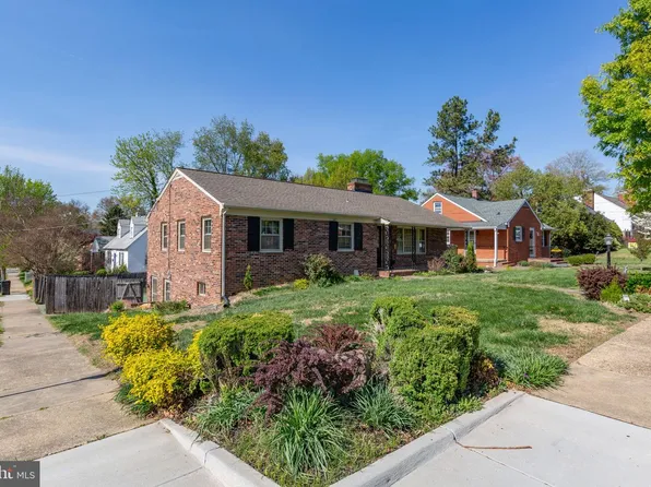 1329 Brent St, Fredericksburg, VA 22401