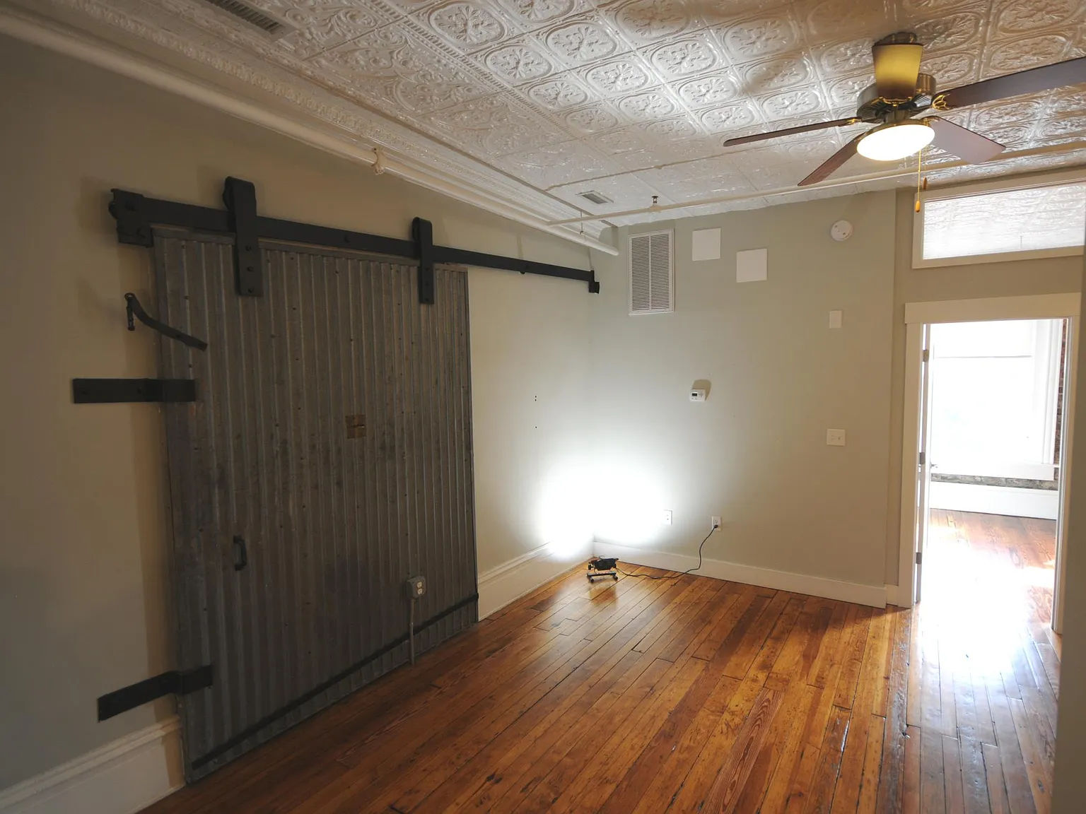 1 bed, 612 sqft, $1,379 — Photo 3