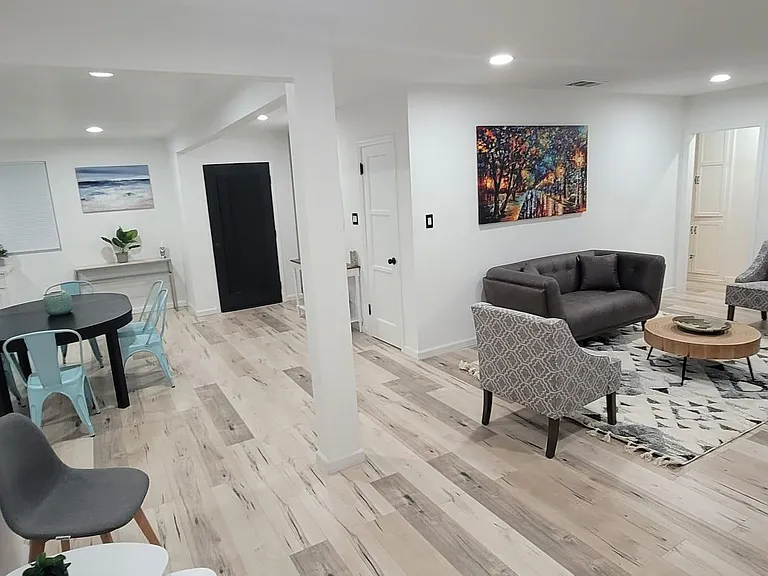 6725 Belmar Ave — Photo 32