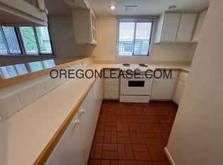 1223 Ferry St #5, Eugene, OR 97401