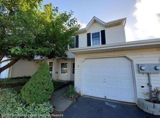 3 Mainsail Sq, Freehold, NJ 07728