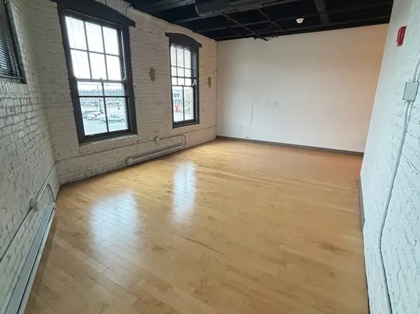 115 W Galena Blvd #313, Aurora, IL 60506