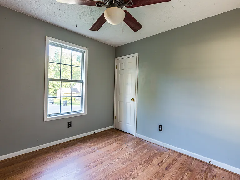 3061 Meadow Wood Ct — Photo 22