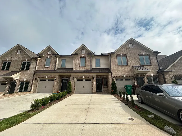 3837 Thistleberry Rd — Photo 3