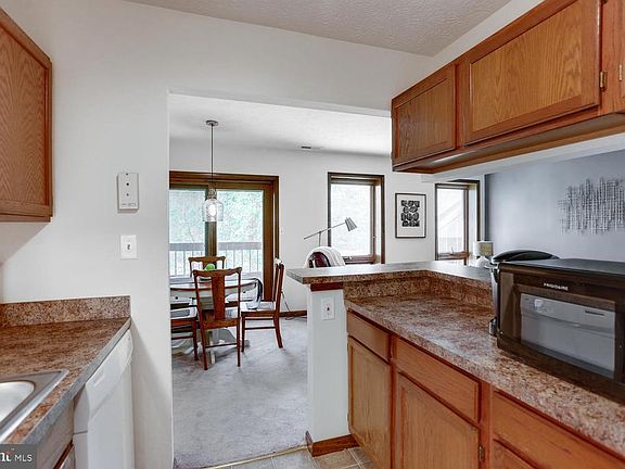 5th image of 23242 Rosewood Ct #12F