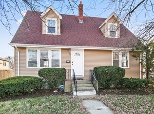 3409 Adams St, Lansing, IL 60438