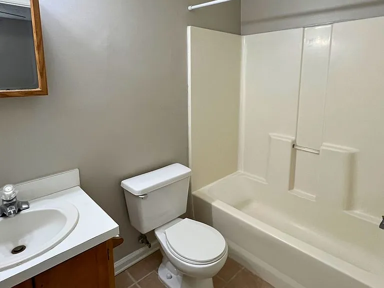 410 Admirals Walk Dr — Photo 14