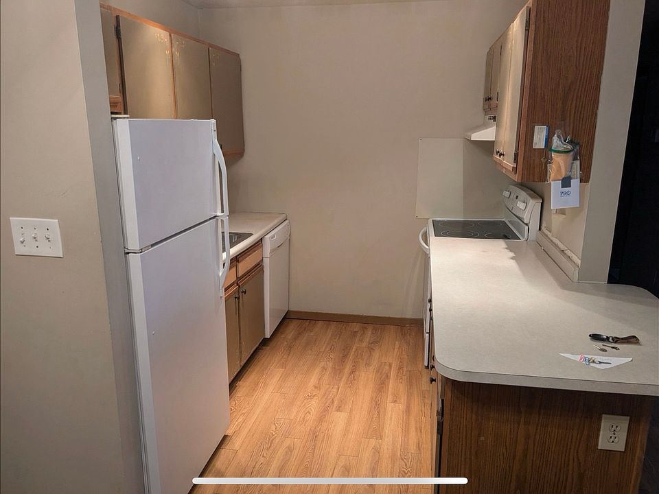 2nd image of 35471 Westminister Ave