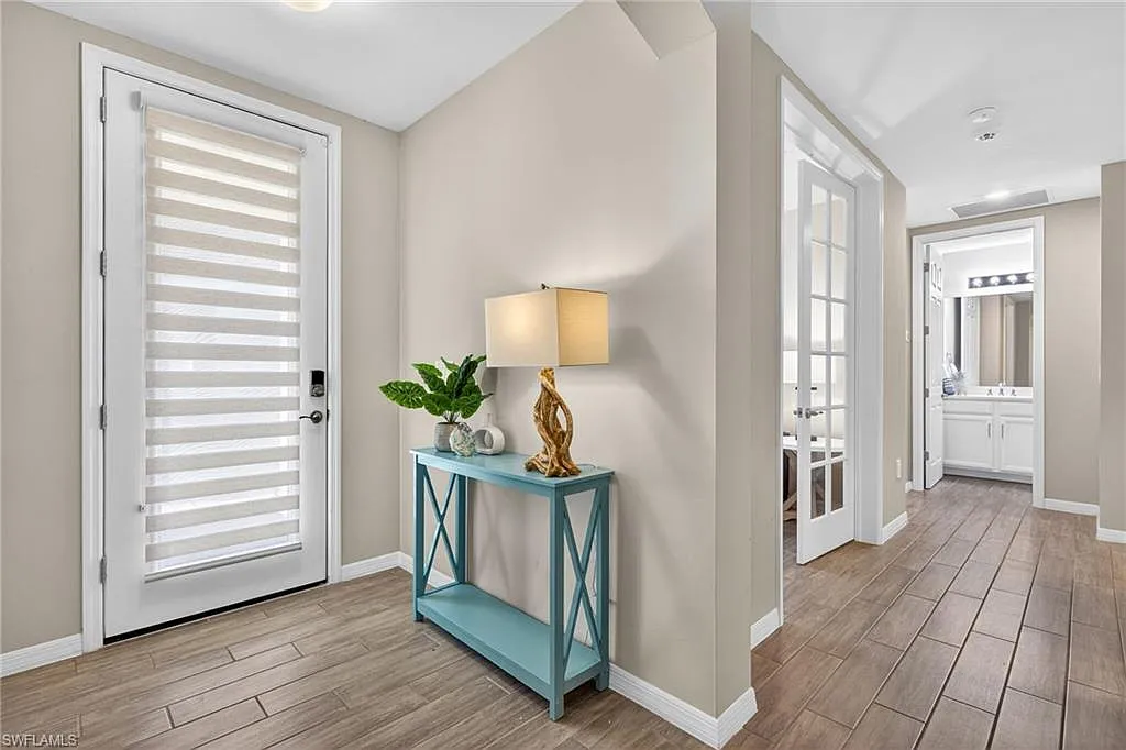 2 bed, 2.0 bath, 1515 sqft, $4,000 — Photo 2