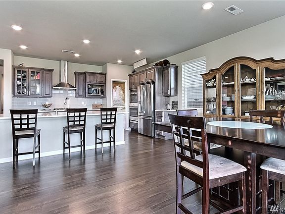 4th image of 2213 97th Avenue Ct E