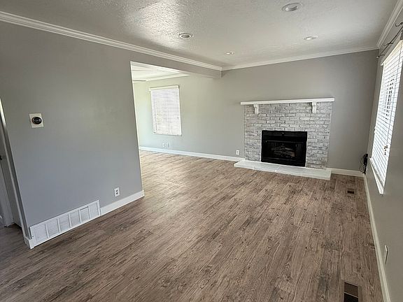2nd image of 4605 W Dunsmoore Way