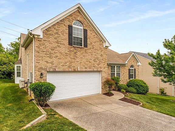 3rd image of 920 Holgate Ct