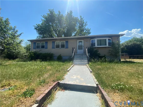 3206 Elmwood Ave, Hopewell, VA 23860