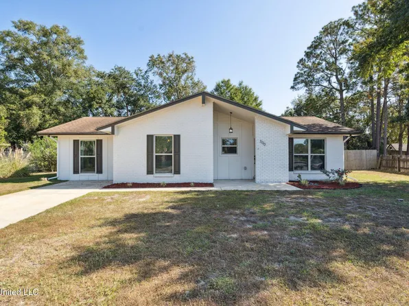 300 Rita Ln, Long Beach, MS 39560