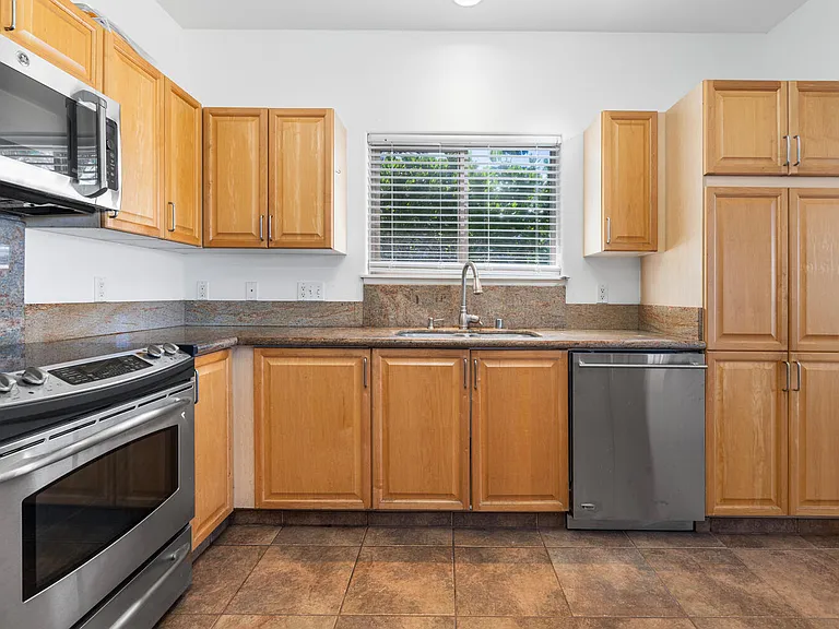 68-1735 Pokii Pl — Photo 9