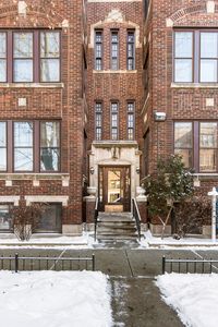 6811 N Greenview Ave #2, Chicago, IL, 60626