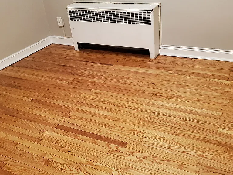 2724 Unruh Ave #2 — Photo 7
