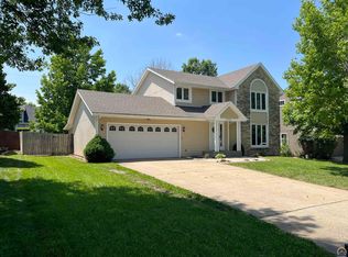 3719 SW Arvonia Pl, Topeka, KS 66610