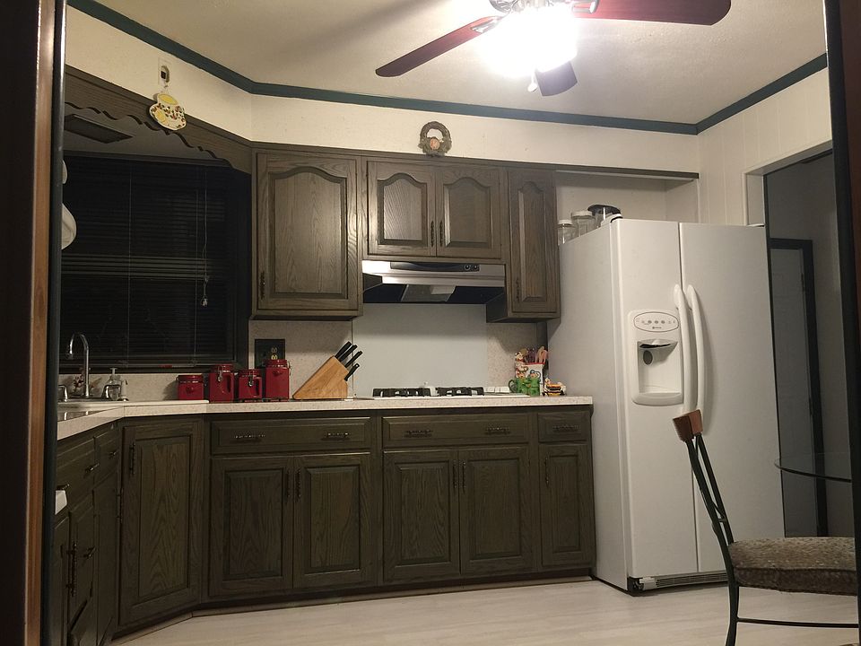 2nd image of 720-22 Elaine Ct