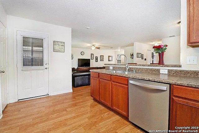 5707 Forest Cyn — Photo 14