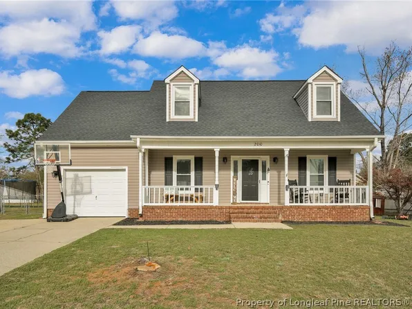 2010 Windlock Dr, Fayetteville, NC 28304