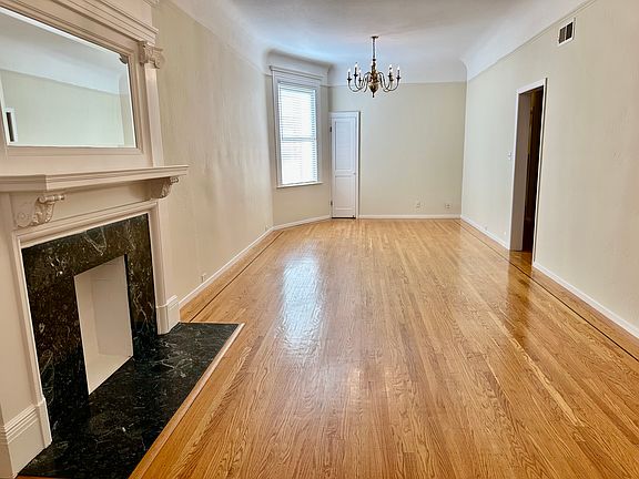 3rd image of 637 Mason St