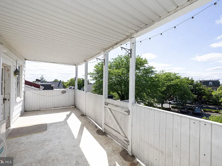 17 W State St #3 — Photo 2