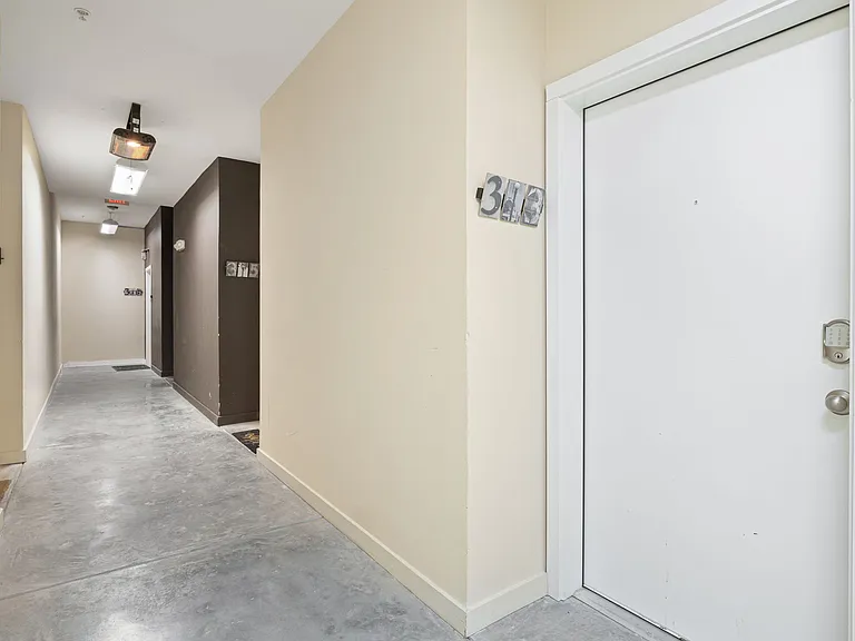 401 E Boyd St #313 — Photo 1