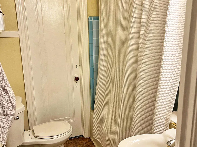 55 Lafayette Ave NE #8 — Photo 6