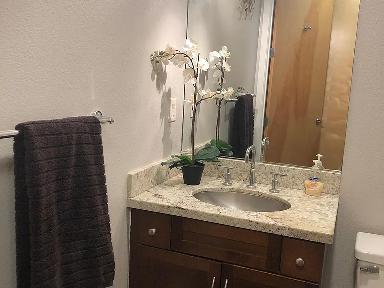 575 Elm Ave #10 — Photo 12